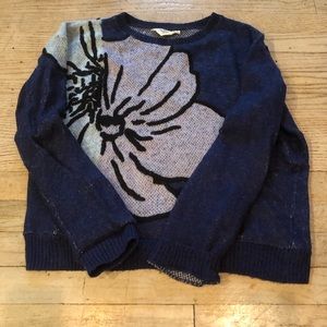 Sweater, with flower